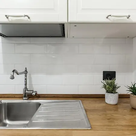 Apartment Acquario 5' Free Wifi & Netflix 